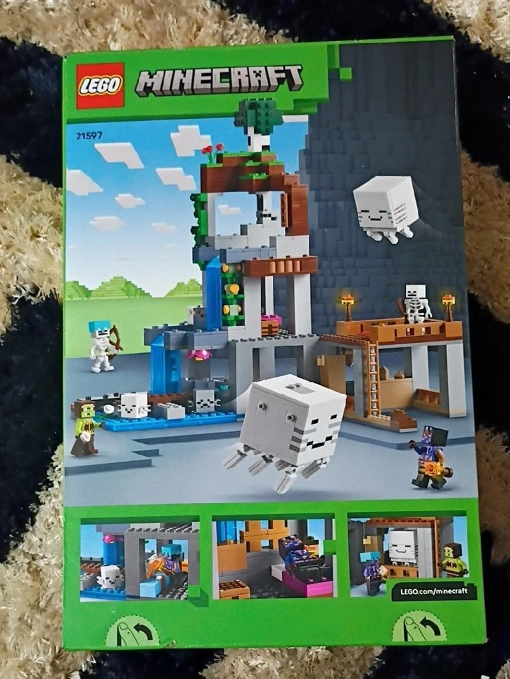 Lego Minecraft 21597 Ghast Station